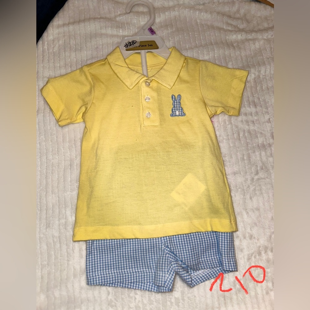 #210 Baby Essentials 2 piece short set  NWT